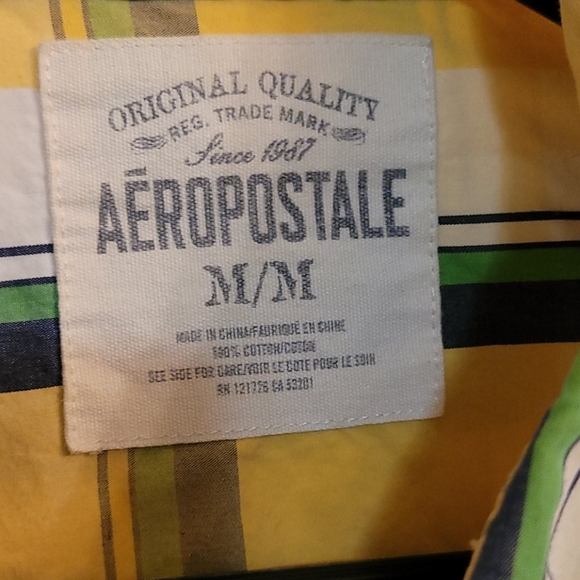 Mens button down - Picture 3 of 3